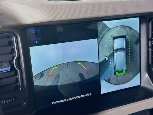 Used 2022 Ford Bronco Wildtrak image 10