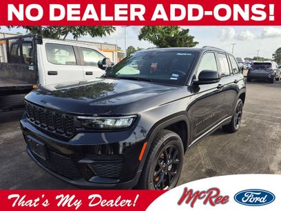 Used 2025 Jeep Grand Cherokee Altitude