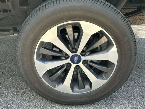 Used 2019 Ford F150 XL w/ Equipment Group 101A Mid AWD/4WD image 15
