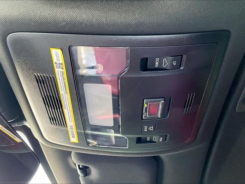 Used 2025 Lexus IS 300 w/ Premium Package RWD image 32