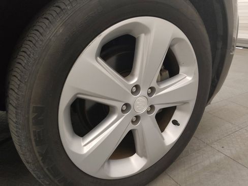 Used 2015 Buick Encore Leather FWD image 31