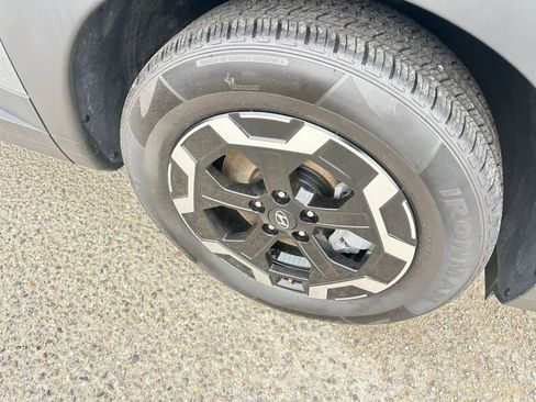 Used 2025 Hyundai Santa Fe SEL image 32