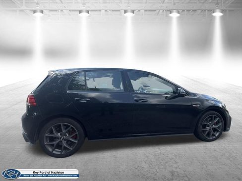 Used 2018 Volkswagen GTI SE FWD image 13