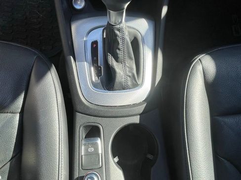 Used 2017 Audi Q3 2.0T Premium Plus w/ Premium Plus Package image 10