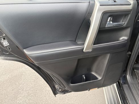 Used 2018 Toyota 4Runner Limited RWD image 8
