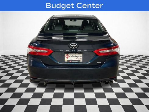 Used 2018 Toyota Camry SE w/ Moonroof Package FWD image 7