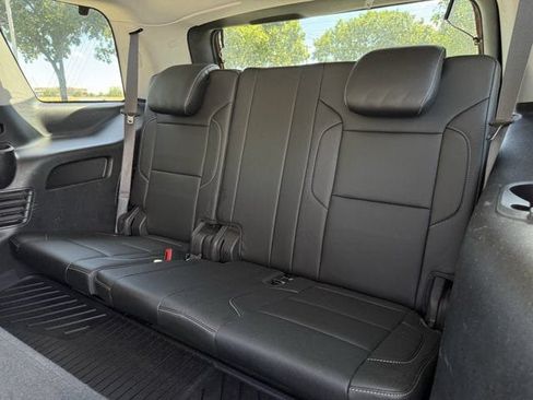 Used 2019 Chevrolet Tahoe LT w/ Off-Road Package AWD/4WD image 28
