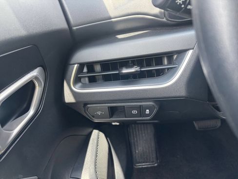 Used 2025 Kia K4 FWD image 33
