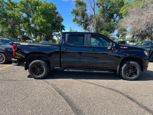 Used 2023 Chevrolet Silverado 1500 LT Trail Boss w/ LT Trail Boss Premium Package AWD/4WD image 9