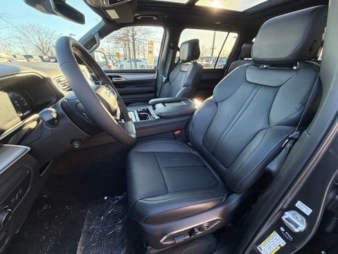 New 2026 Jeep Grand Wagoneer image 16