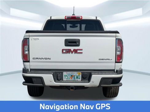 Used 2020 GMC Canyon Denali image 5