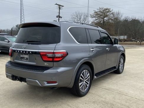 Used 2023 Nissan Armada SL w/ Captain's Chairs Package image 7