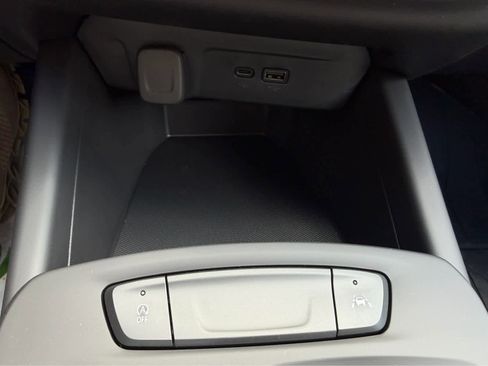 New 2026 Chevrolet Trax LS w/ LS Convenience Package FWD image 22