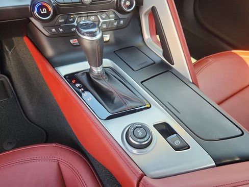 Used 2017 Chevrolet Corvette Z06 RWD image 21
