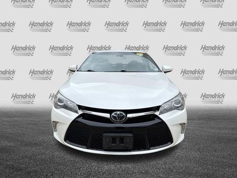 Used 2017 Toyota Camry XSE FWD image 2