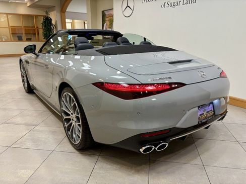 New 2026 Mercedes-Benz SL 43 AMG AMG SL 43 image 3