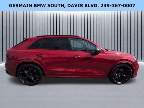 Used 2025 Audi RS Q8 performance image 4