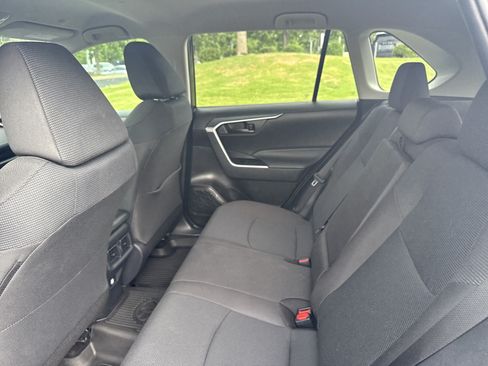 Used 2025 Toyota RAV4 LE FWD image 30