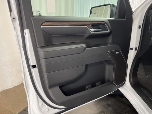 New 2026 Chevrolet Silverado 1500 RST image 4