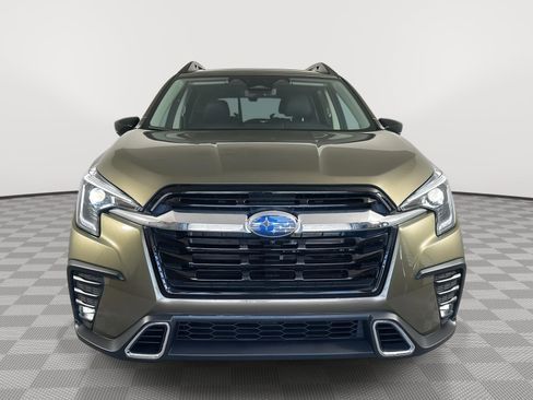 Certified 2025 Subaru Ascent Touring AWD/4WD image 2