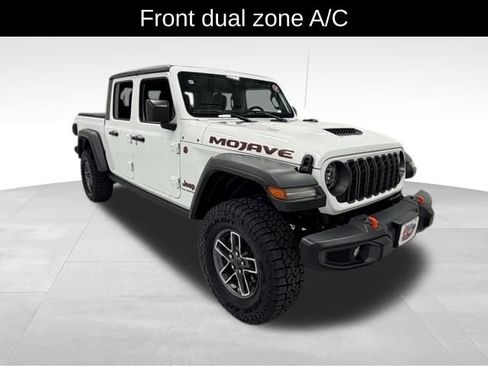 Used 2024 Jeep Gladiator Mojave image 8