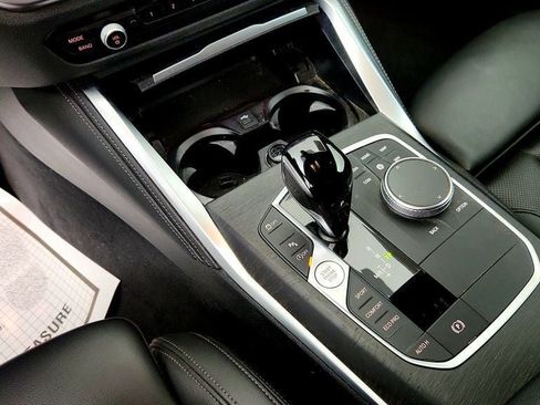 Used 2022 BMW 430i Coupe w/ M Sport Package RWD image 17