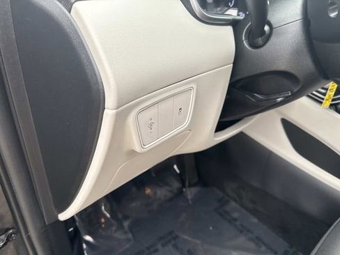 Certified 2023 Hyundai Tucson SE image 21