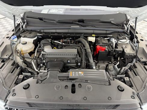 Used 2024 Lincoln Nautilus Premier image 32