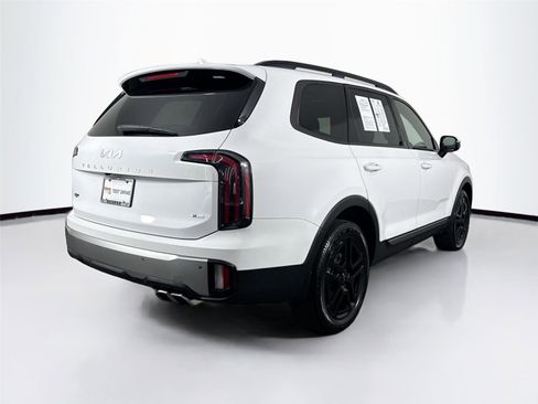 Used 2023 Kia Telluride SX Prestige X-Line AWD/4WD image 2