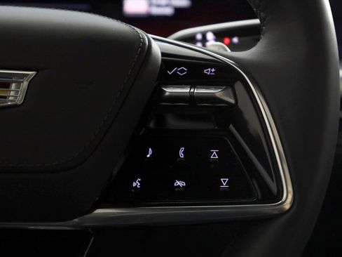 Used 2025 Cadillac Escalade V image 24