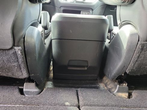 Used 2019 Chrysler Pacifica Touring-L Plus w/ Advanced Safetytec Group image 14