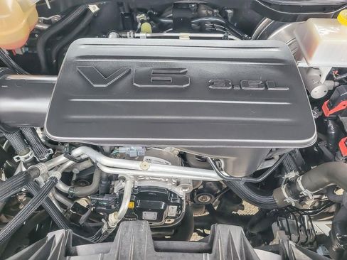 Used 2022 RAM 1500 Big Horn AWD/4WD image 24