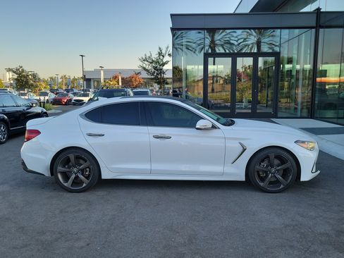 Used 2019 Genesis G70 2.0T Advanced w/ Sport Package RWD image 5