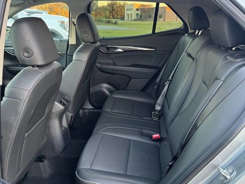 Used 2023 Buick Envision Essence image 11