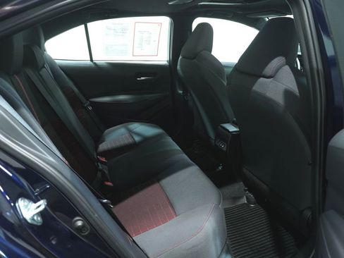 Used 2023 Toyota Camry SE w/ Convenience Package FWD image 4