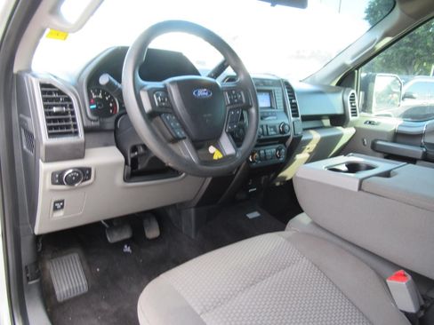 Used 2018 Ford F150 XLT w/ XTR Package AWD/4WD image 18