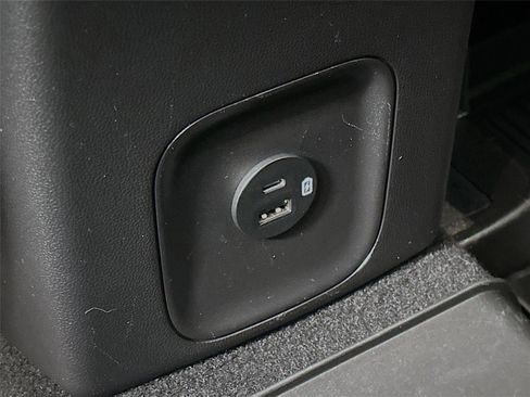 Used 2022 Ford Escape SE image 23