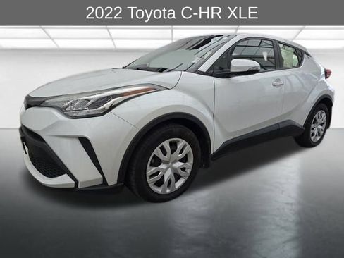 Used 2022 Toyota C-HR XLE image 1