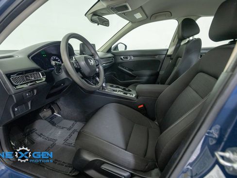 Used 2025 Honda Civic LX image 10