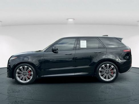 Used 2023 Land Rover Range Rover Sport SE Dynamic AWD/4WD image 3