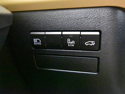 Used 2019 Lexus NX 300 FWD w/ Comfort Package image 30