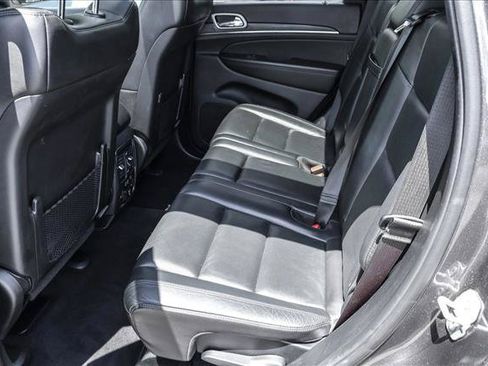 Used 2020 Jeep Grand Cherokee Limited w/ Luxury Group II AWD/4WD image 24