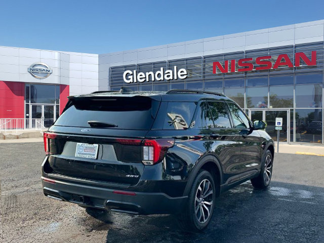 Used 2026 Ford Explorer ST-Line AWD/4WD image 4