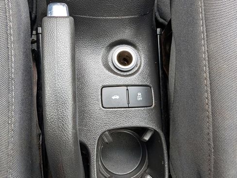 Used 2016 Chevrolet Sonic LT image 25