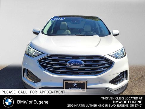 Used 2022 Ford Edge Titanium w/ Class II Trailer Tow Package AWD/4WD image 8