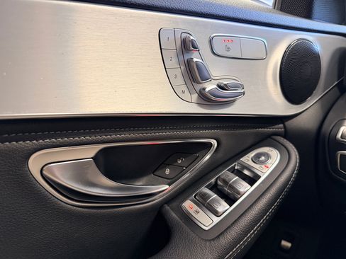 Used 2016 Mercedes-Benz C 300 Luxury image 37