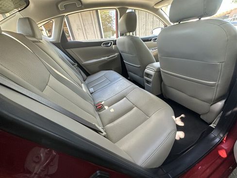 Used 2015 Nissan Sentra SL w/ SL Premium Package FWD image 39