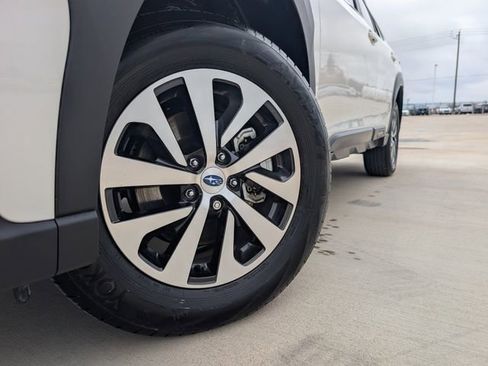 Certified 2025 Subaru Outback Premium image 2