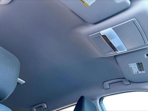 Used 2024 Nissan Rogue S image 13