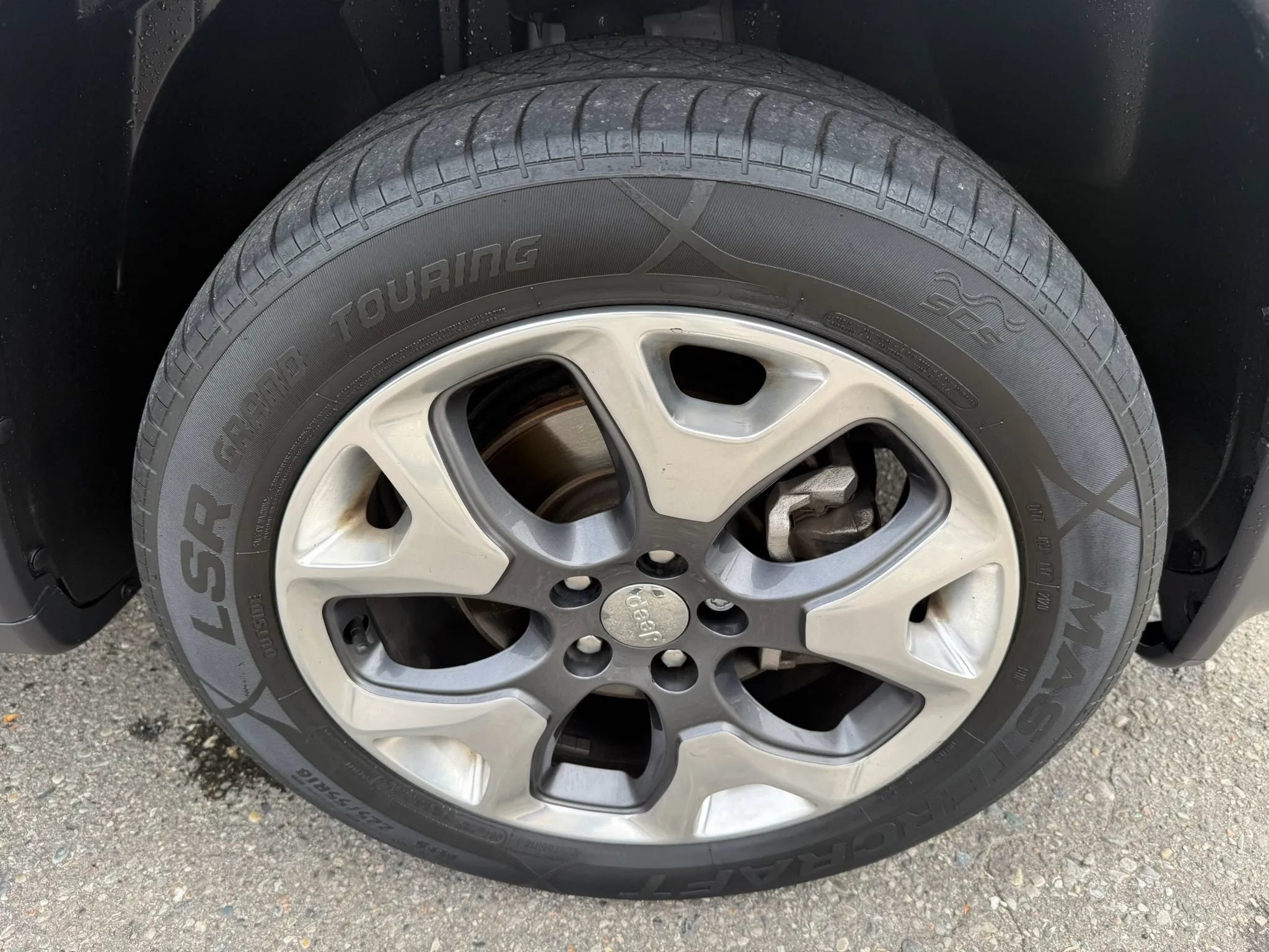 Used 2017 Jeep Compass Limited AWD/4WD image 12